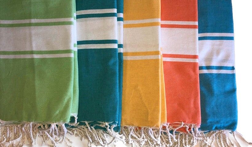 [210507_2282] Foutas NIDS D'ABEILLE / PLATE